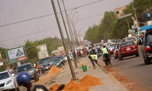 Niamey : l’AMV-Niger engage des travaux de pavage sur plusieurs axes stratégiques