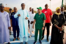 Visite officielle du Premier Ministre Lamine Zeine sur le chantier du site omnisports du Village de la Francophonie